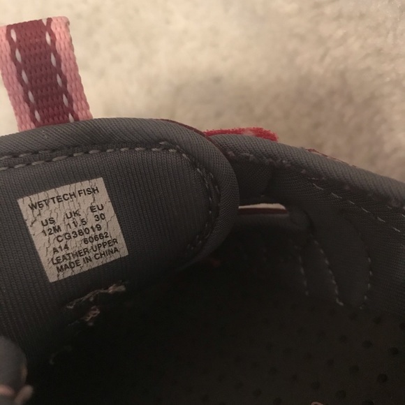 Little Kid/Girl Shoe/Sandal (Wet Tech Fish) - Picture 7 of 7